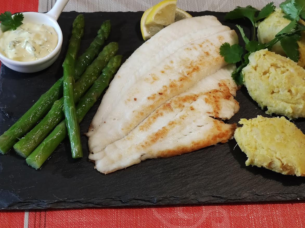 photo de Filets de carrelets, poêlée d'asperges