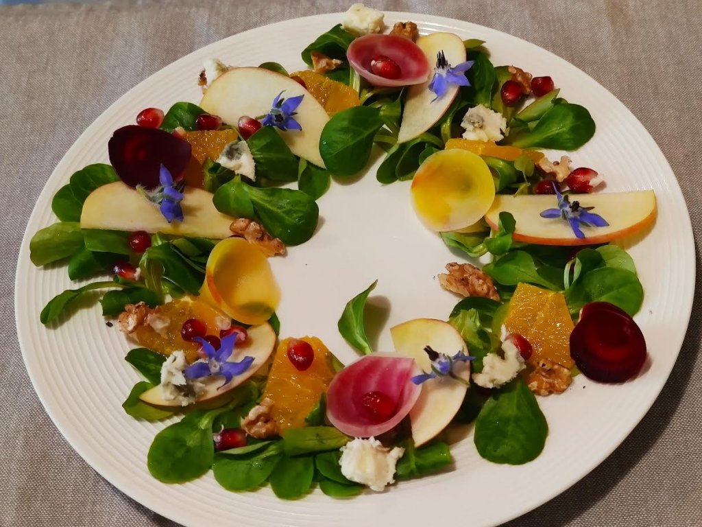 photo de Couronne de salade aux fruits d'hiver