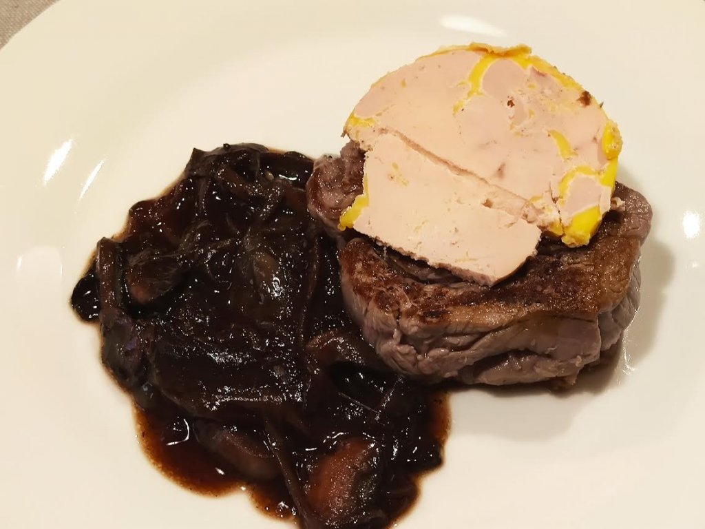 photo de Filet de bœuf sauce vin