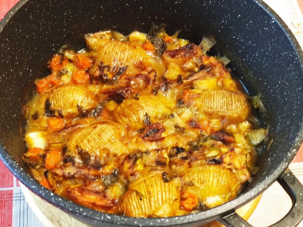 photo de Cocotte de poulet et pommes de terre
