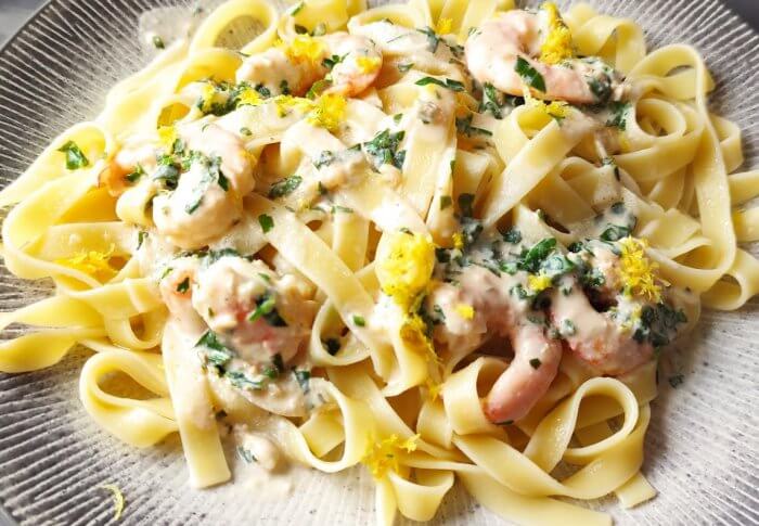Tagliatelles aux crevettes et au citron