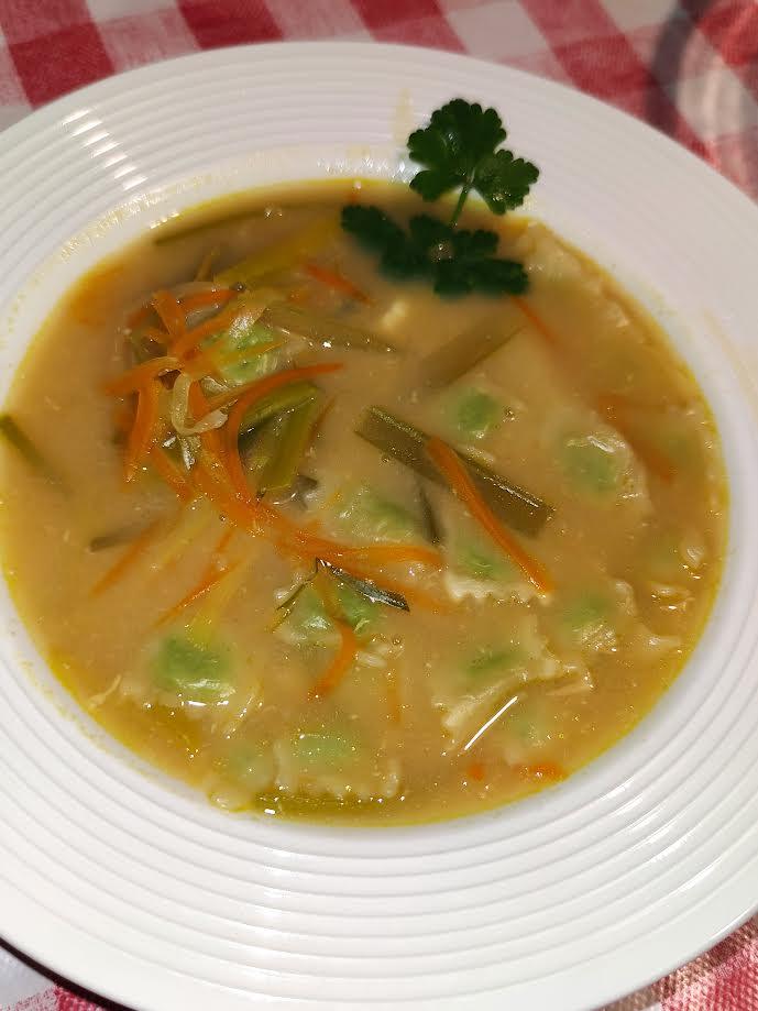 photo de Consommé aux ravioles