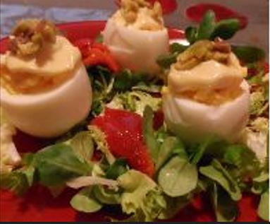 photo de Oeufs durs aux anchois et aux olives