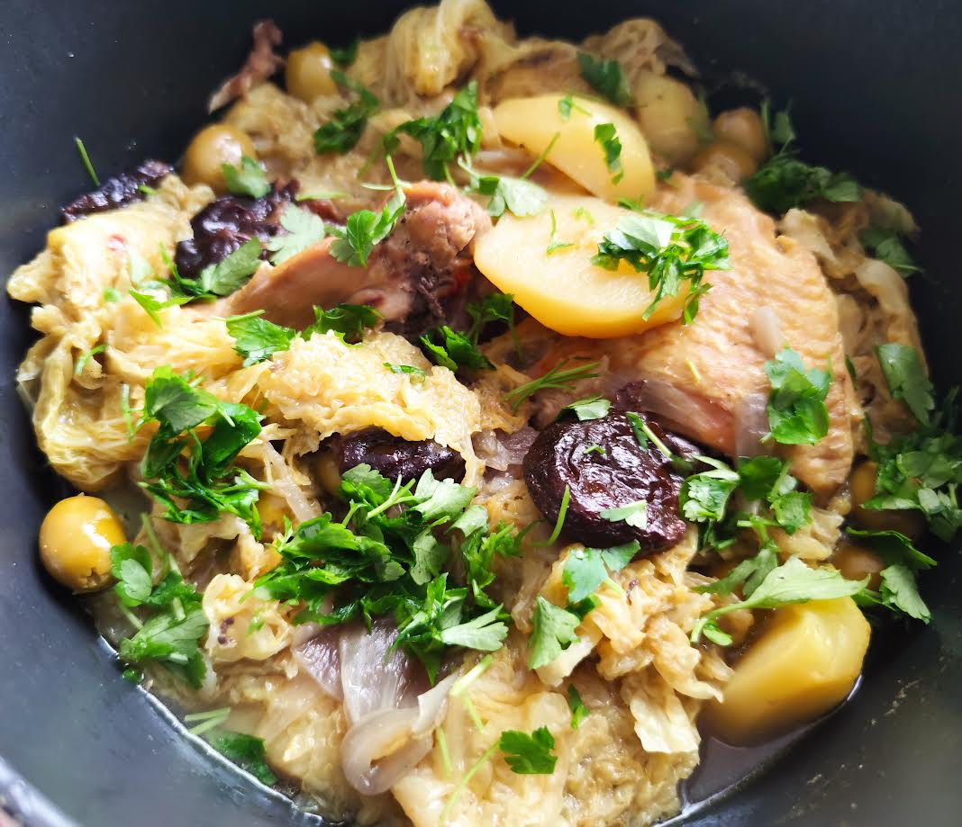 photo de Tajine au chou frisé et aux pruneaux
