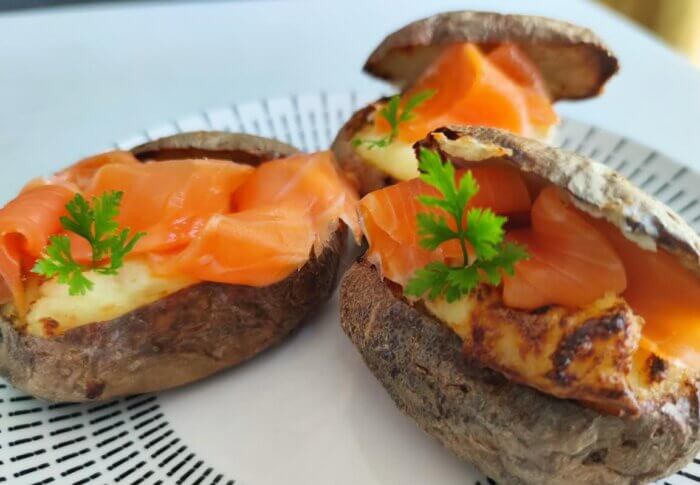 Pommes de terre farcies à la truite fumée
